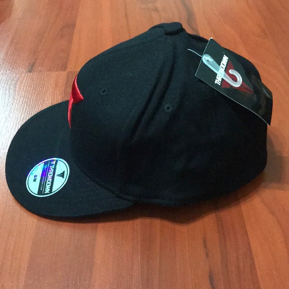 Authentic “THROWDOWN” MMA Logo Black Cap/Hat - Picture 3 of 10